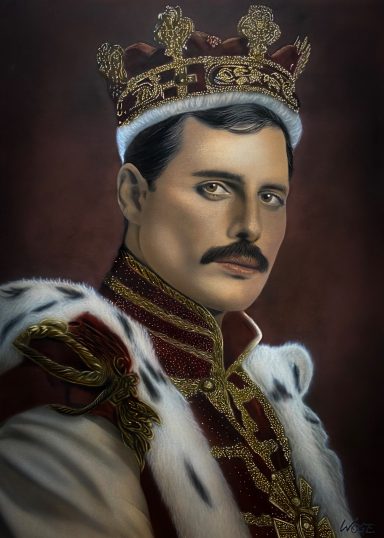 Porträt eines Mannes in königlicher Robe und Krone mit einem ernsthaften Blick.